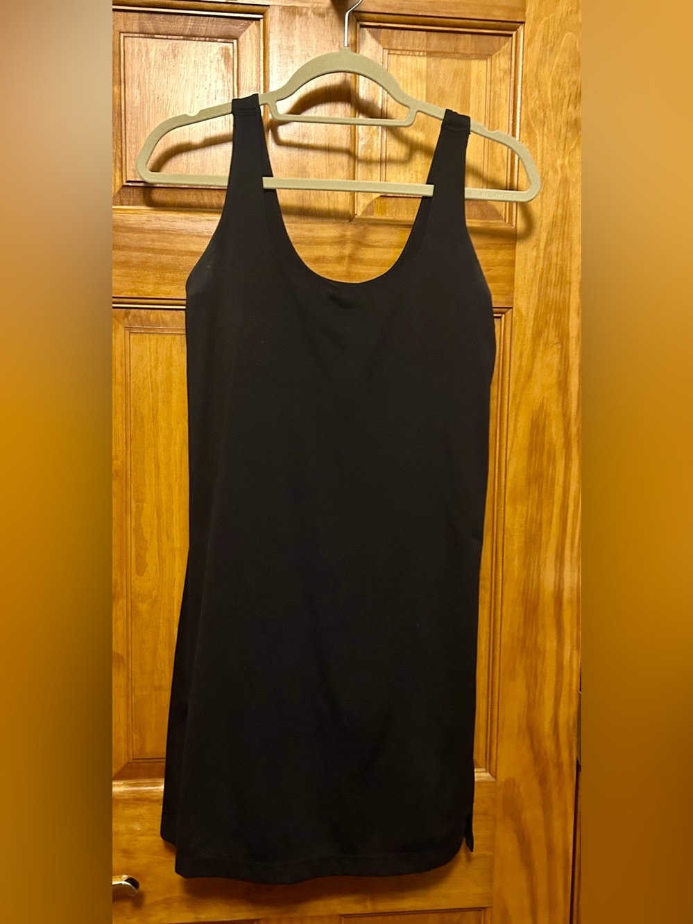 Old Navy Black Scoop Athletic Dress Midi w/ built in shorts